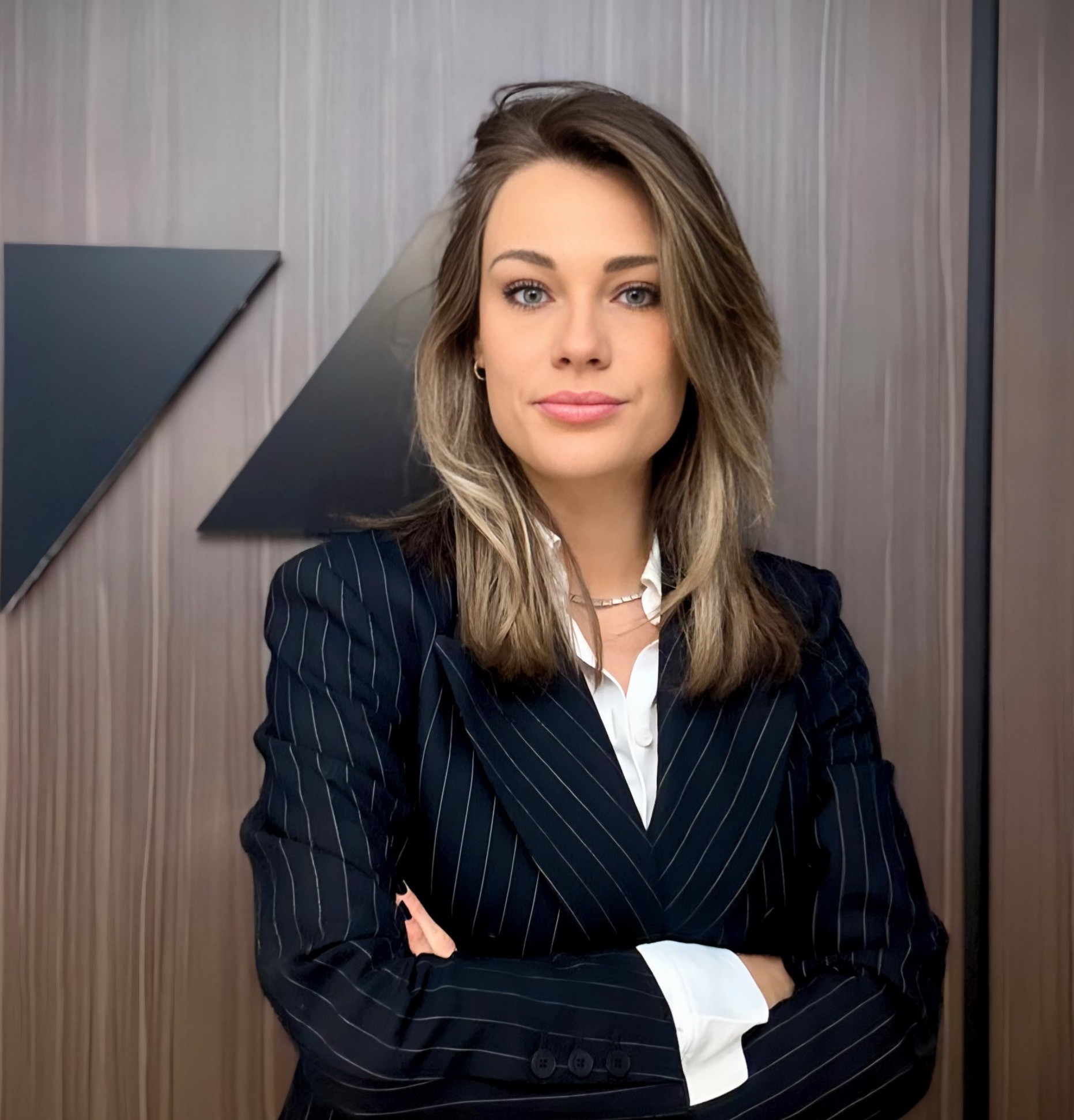 Mme Eva BARILARO-FABRE